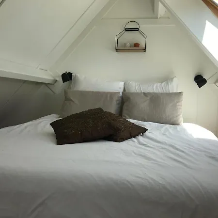 Bed & Breakfast De Jagthut *
