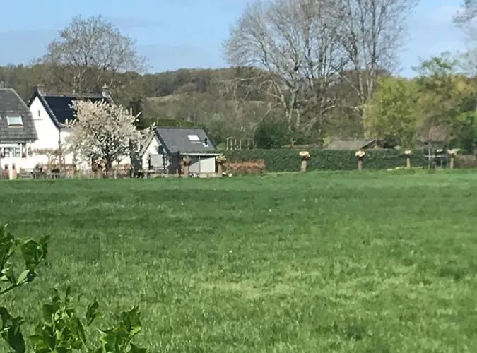 Bed & Breakfast De Jagthut 3*