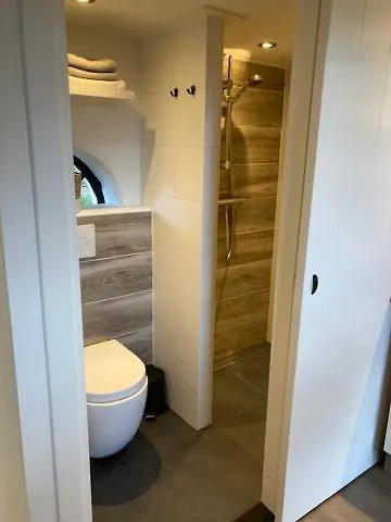 Bed & Breakfast De Jagthut 3*